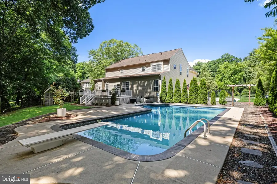 105 Hickory Ct, Mullica Hill, NJ 08062 - #2