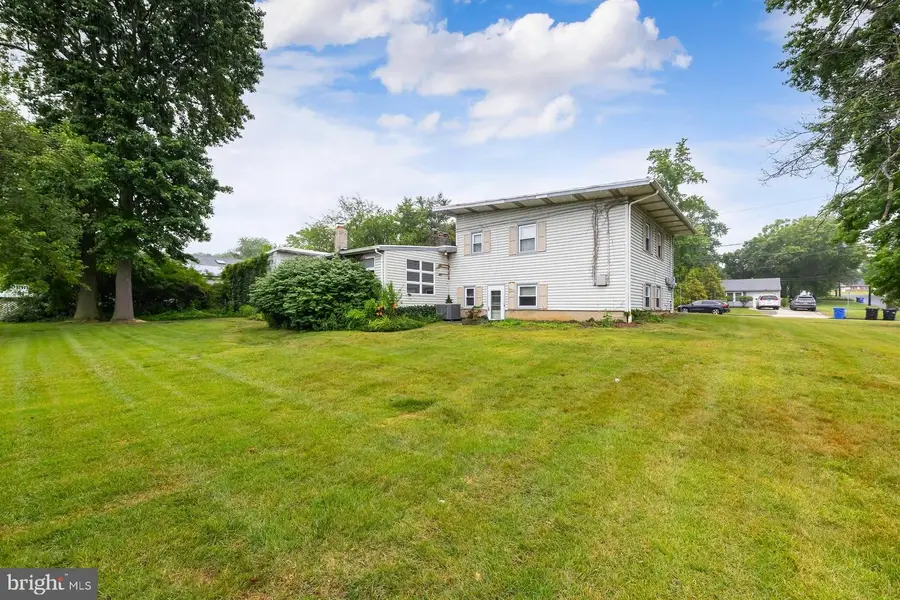301 Beech Ave, Woodbury Heights, NJ 08097 - #3