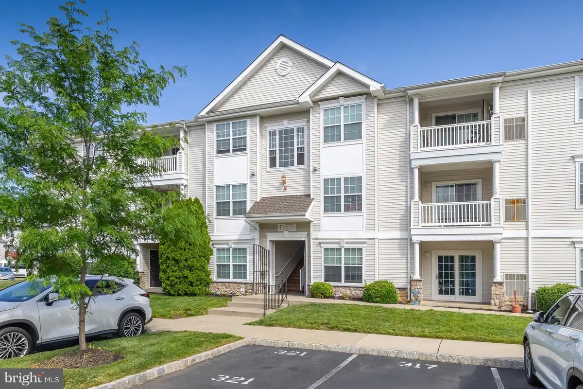 85 Highbridge Ln, West Deptford, NJ 08086 - #1