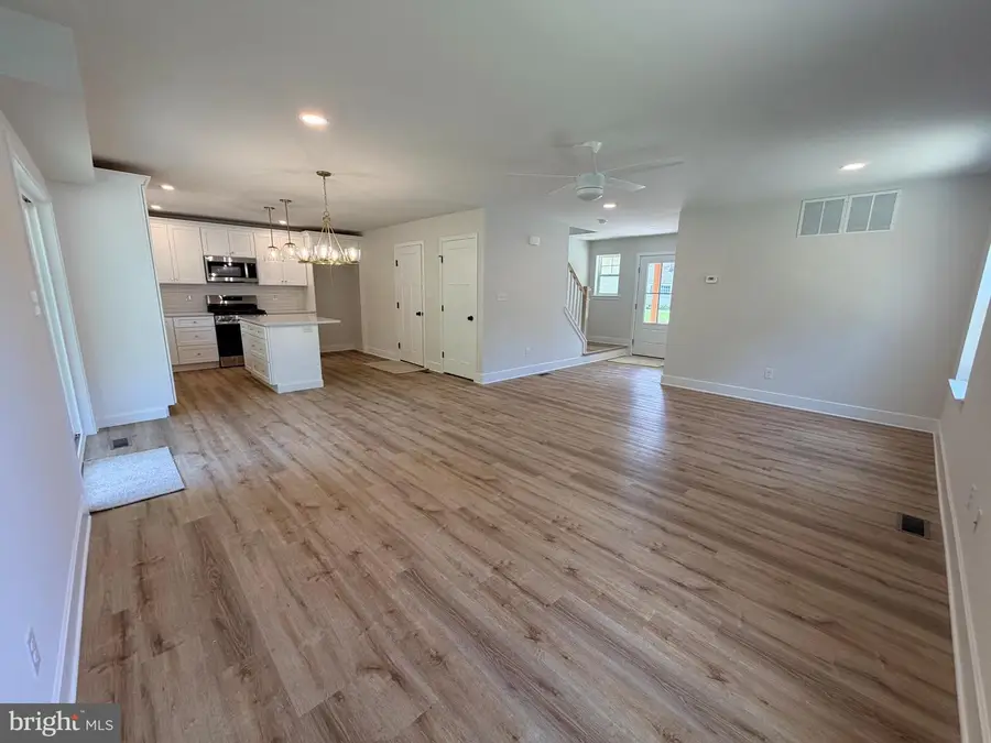 559 Shields Avenue, West Deptford, NJ 08096 - #3