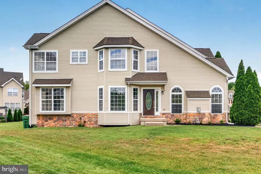 323 Keswick Dr, Swedesboro, NJ 08085 - #2
