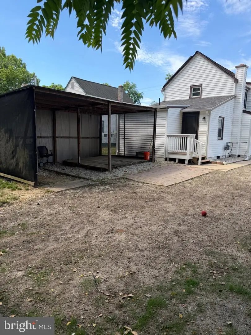 135 Water St, Swedesboro, NJ 08085 - #3