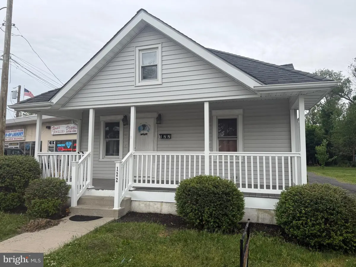 122 Poplar St, Williamstown, NJ 08094 - #1