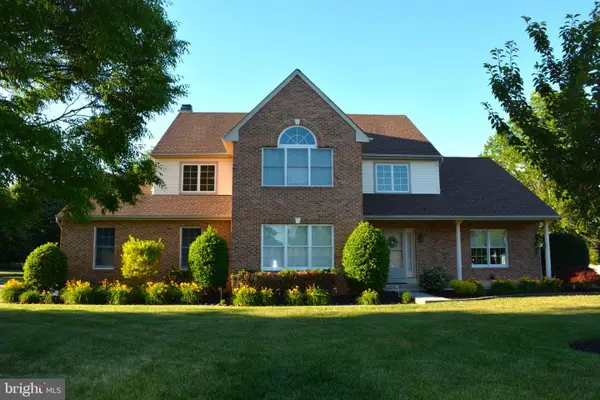 105 Cromwell Dr, MULLICA HILL, NJ 08062