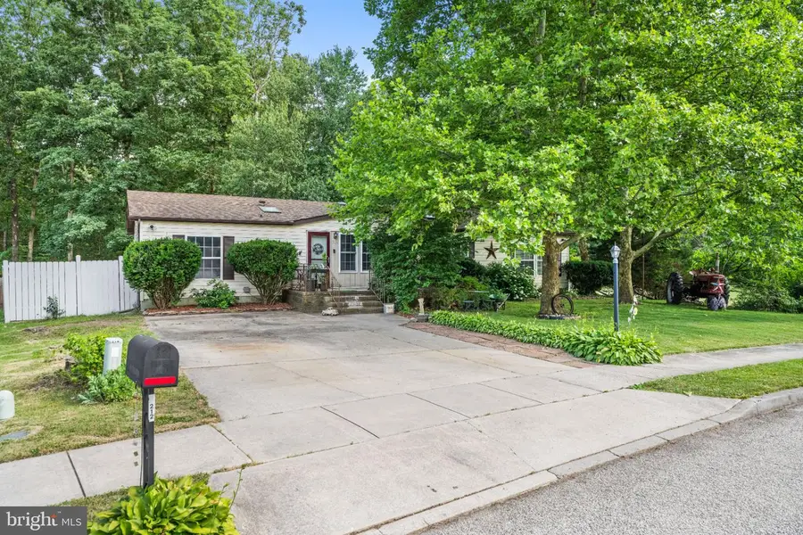 212 Karen Dr, Williamstown, NJ 08094 - #2