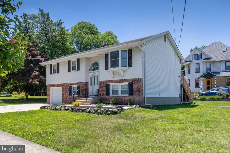 773 W Jersey Ave, Woodbury Heights, NJ 08097 - #3
