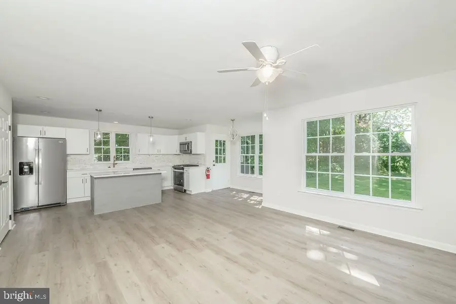 15 S Academy St, Glassboro, NJ 08028 - #3