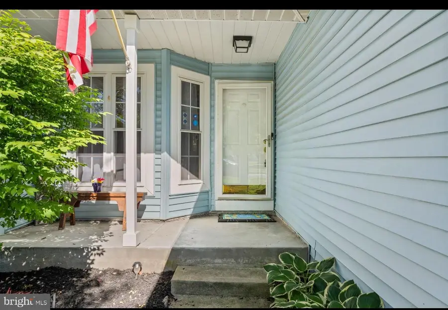 1106 Meadows Dr, Williamstown, NJ 08094 - #3
