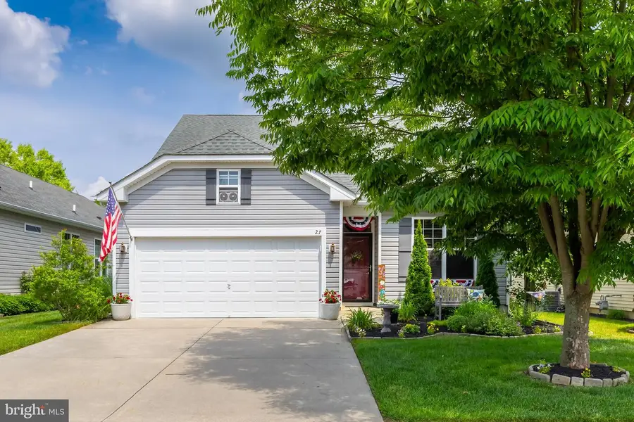 27 Embassy Dr, Woolwich, NJ 08085 - #2