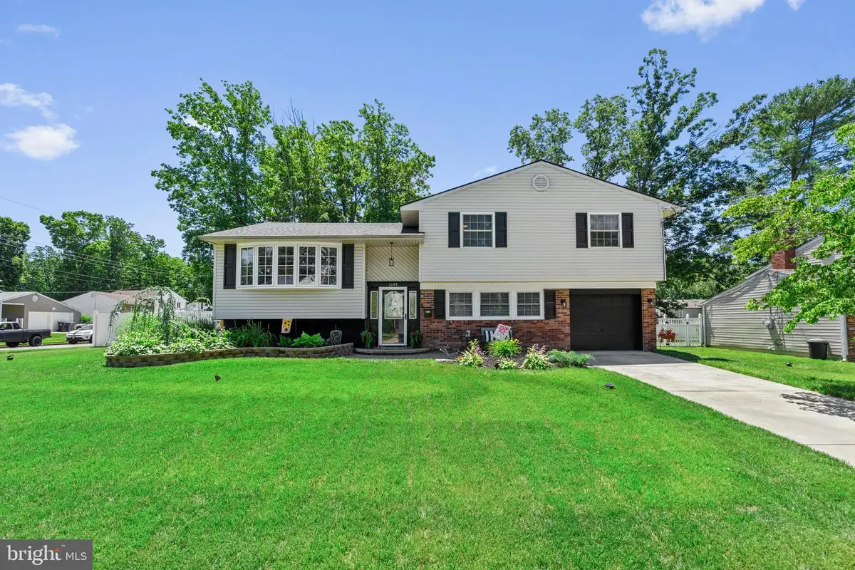 1049 Standish Dr, Blackwood, NJ 08012 - #1