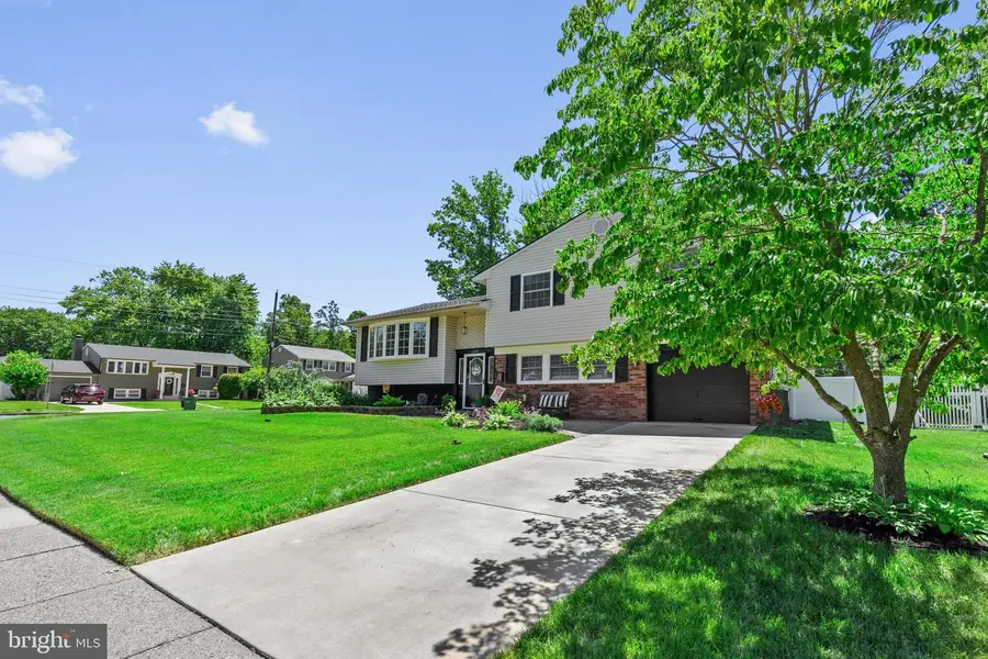 1049 Standish Dr, Blackwood, NJ 08012 - #3
