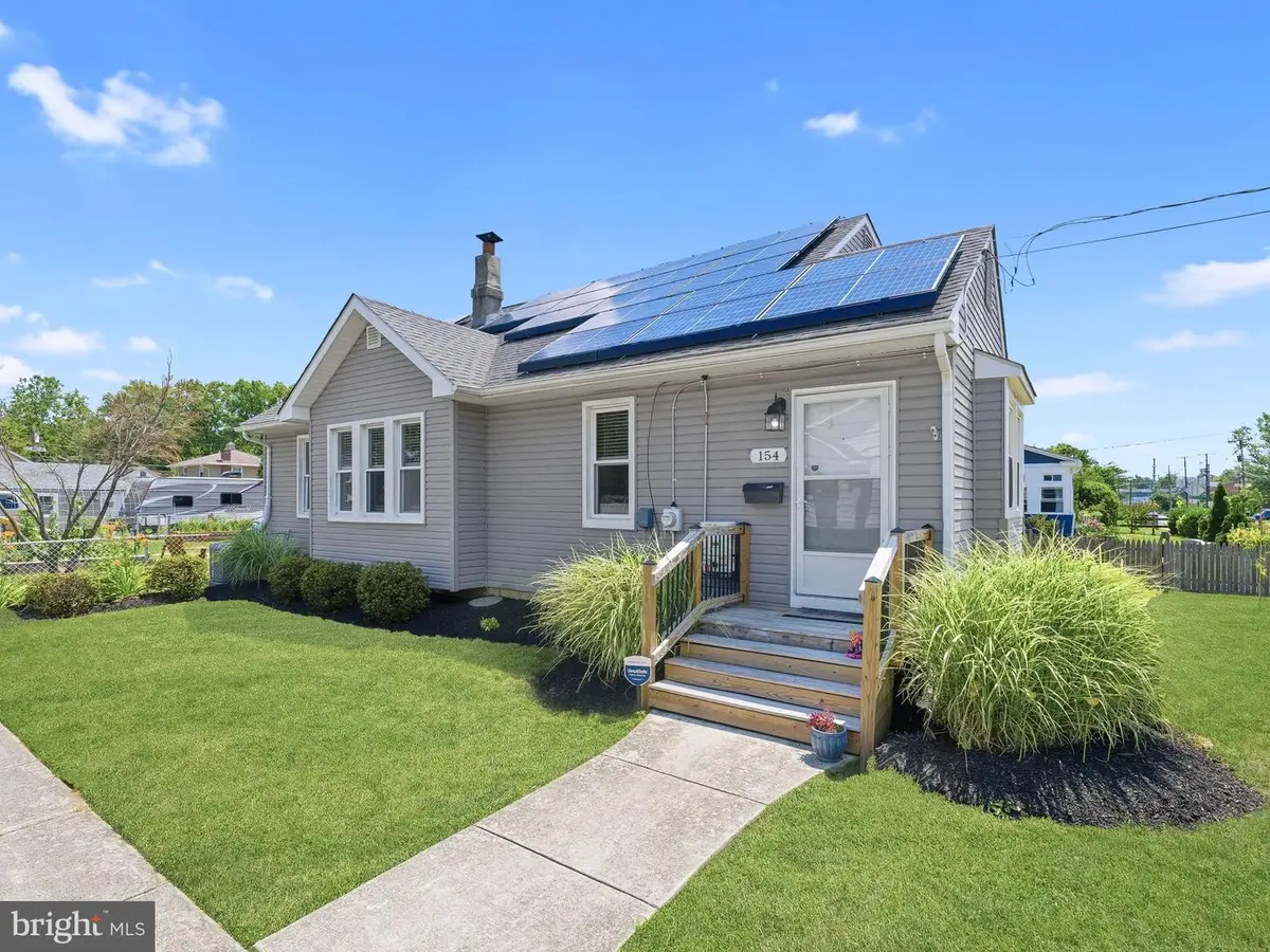 154 Red Bank Ave, West Deptford, NJ 08096 - #1