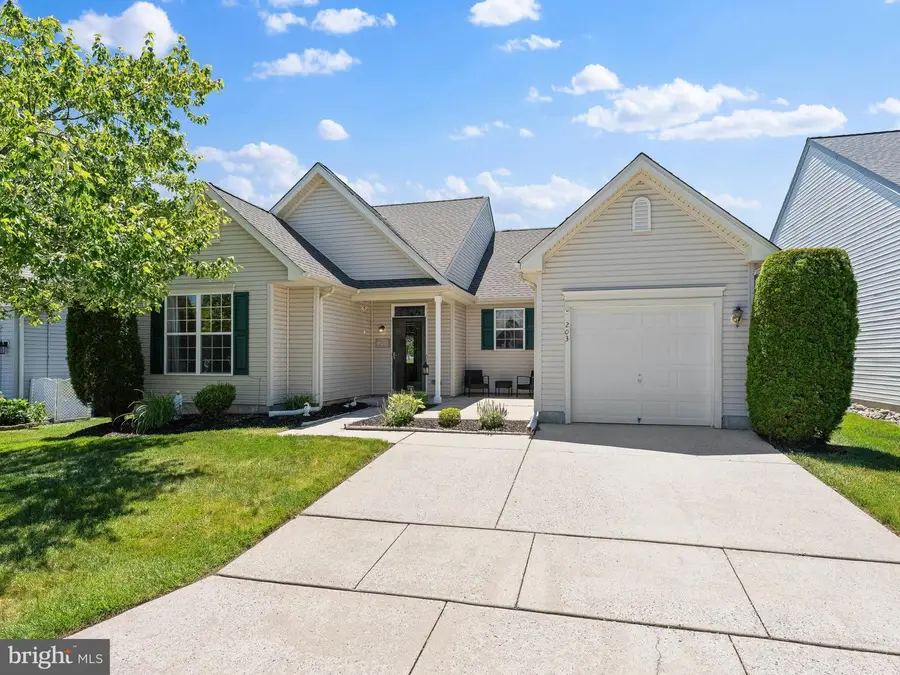 203 Idelwood Way, Woodbury, NJ 08096 - #2