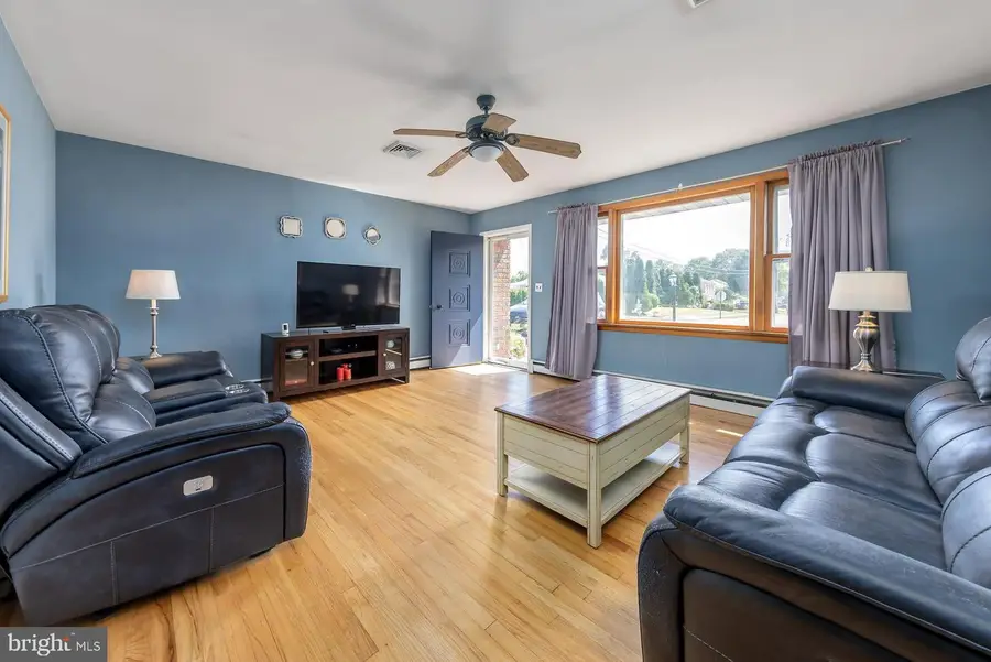112 Carson Ave, Gibbstown, NJ 08027 - #3