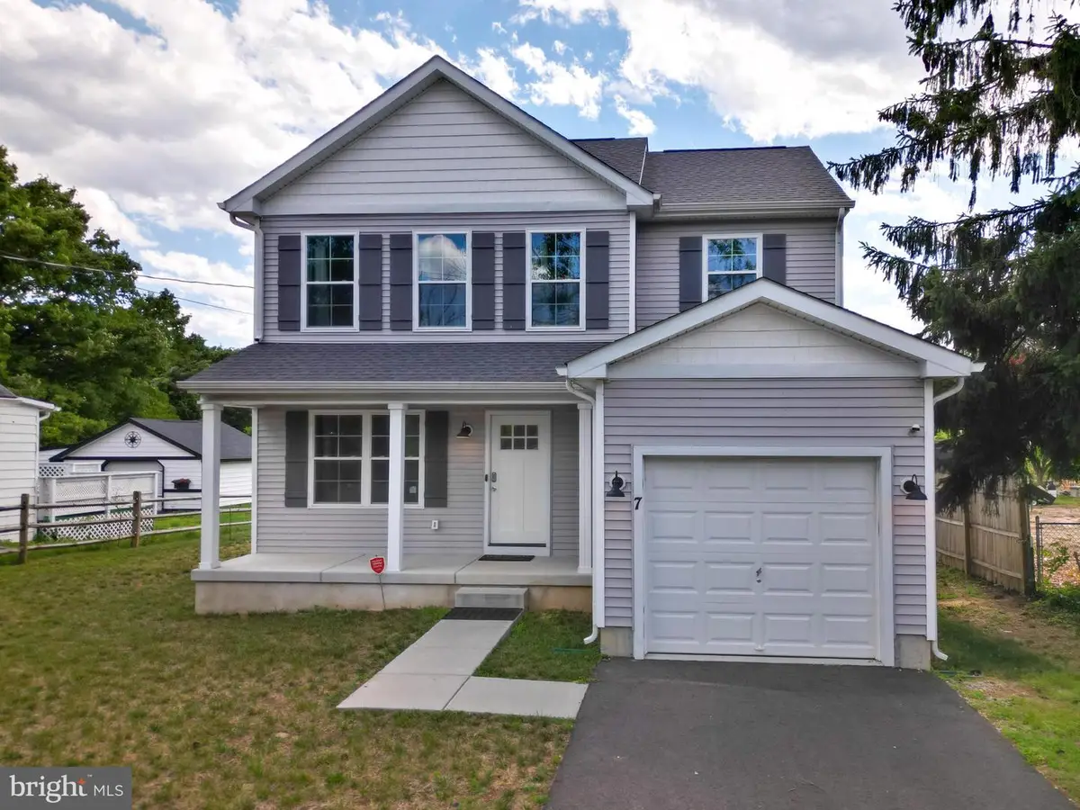7 Houston Ave, Westville, NJ 08093 - #1