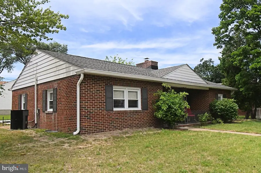 21 Chester Ave, Gibbstown, NJ 08027 - #2