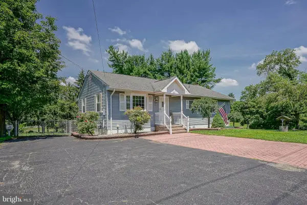 226 N Main St, MULLICA HILL, NJ 08062