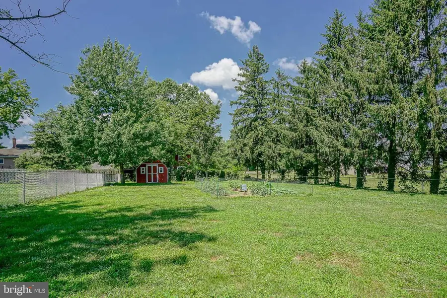 226 N Main St, Mullica Hill, NJ 08062 - #3