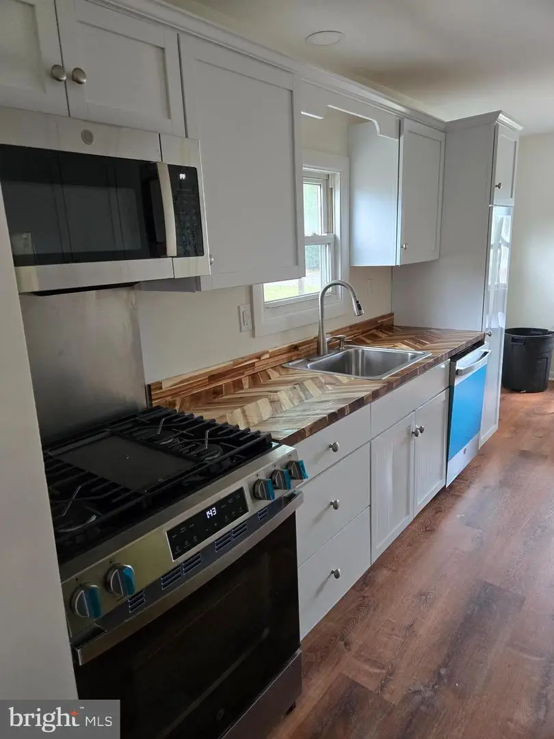 1101 Franklin St, Clayton, NJ 08312 - #3