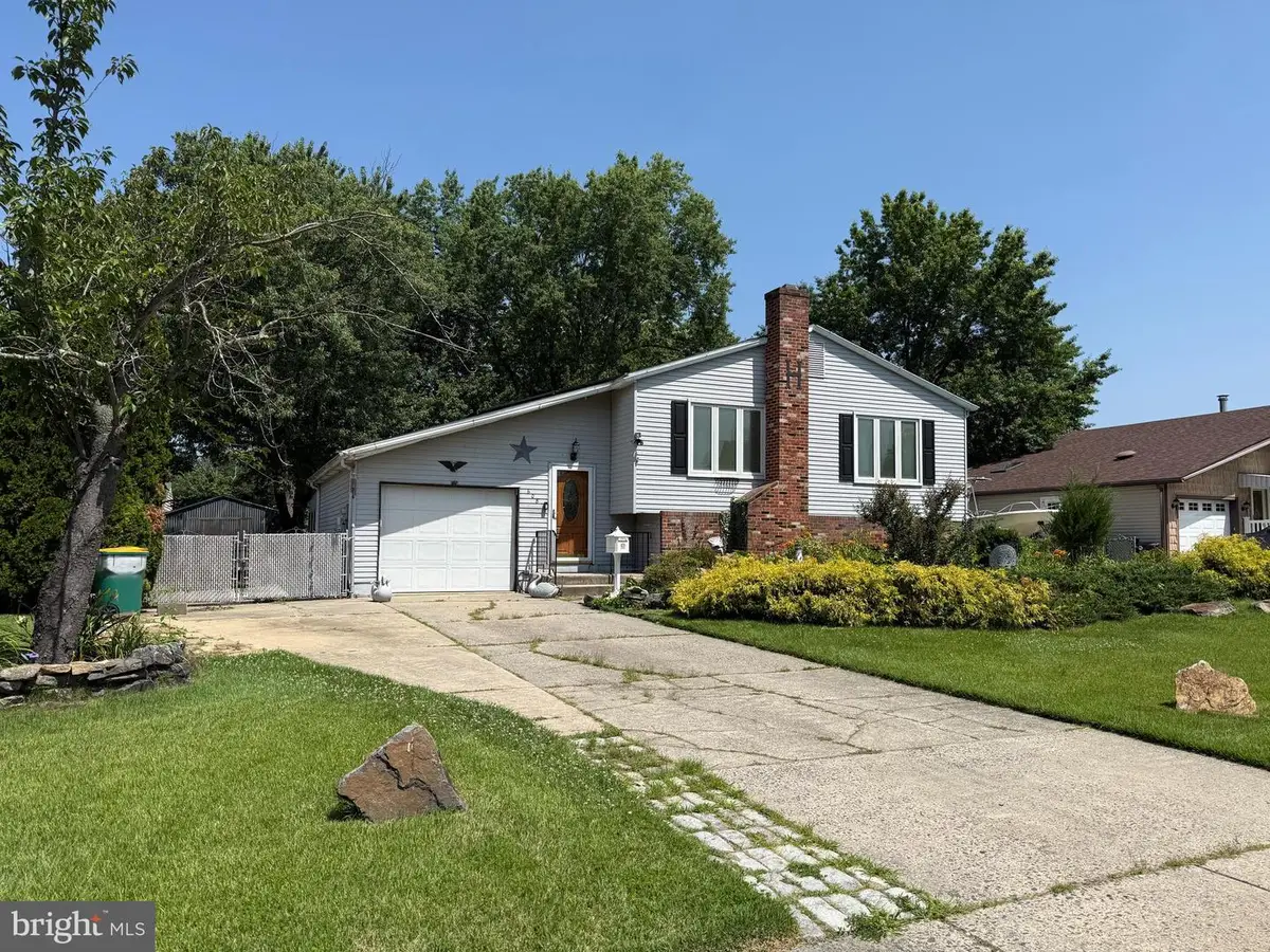 608 Betty Rose Ave, Gibbstown, NJ 08027 - #1