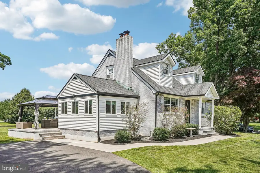 421 Prosser Ave, Williamstown, NJ 08094 - #2