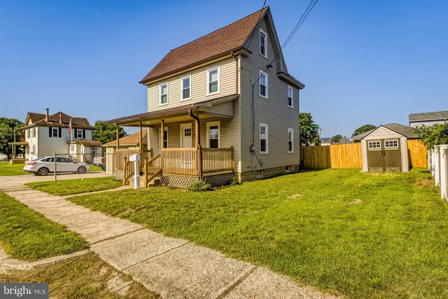 15 S Maple Ave, Gibbstown, NJ 08027 - #2