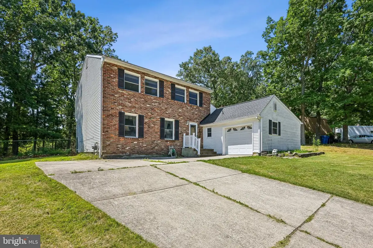 831 Laurel St, Blackwood, NJ 08012 - #1