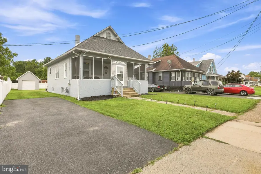 46 W Broad St, Gibbstown, NJ 08027 - #2