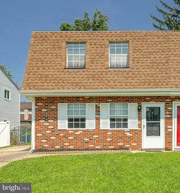 15 Fomalhaut Ct, BLACKWOOD, NJ 08012