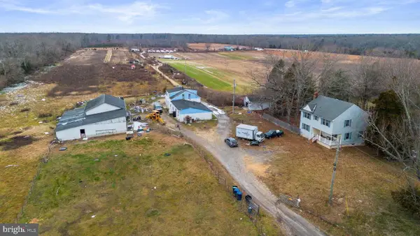 2090 Blue Bell Rd, WILLIAMSTOWN, NJ 08094
