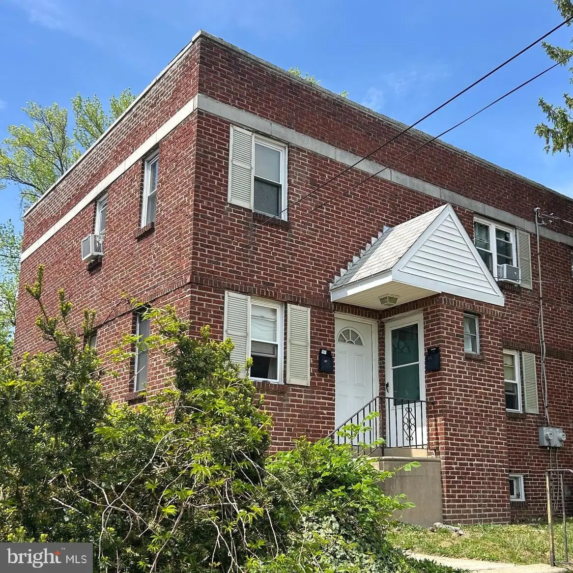 73 S Evergreen Ave, Woodbury, NJ 08096 - #1