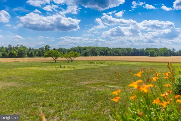 328 Bridgeton Pike, MULLICA HILL, NJ 08062