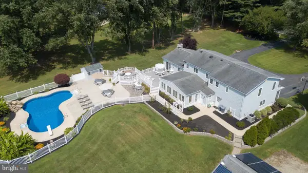 1581 Commissioners Rd, MULLICA HILL, NJ 08062
