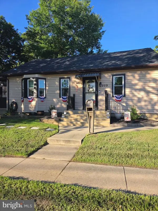 209 Main St, MANTUA, NJ 08051
