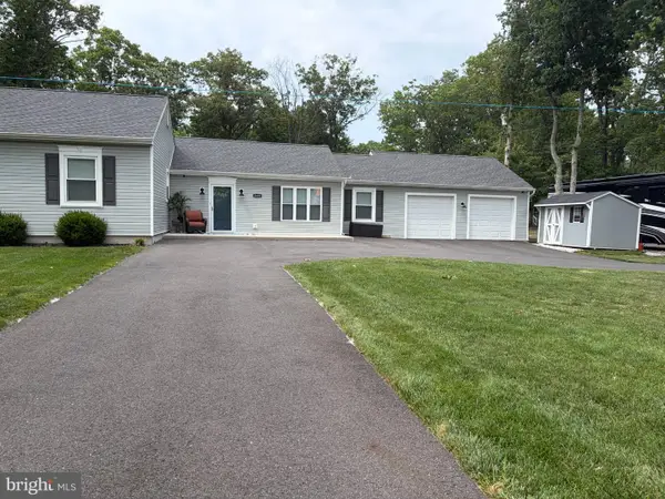 2420 Sunset Ave, WILLIAMSTOWN, NJ 08094