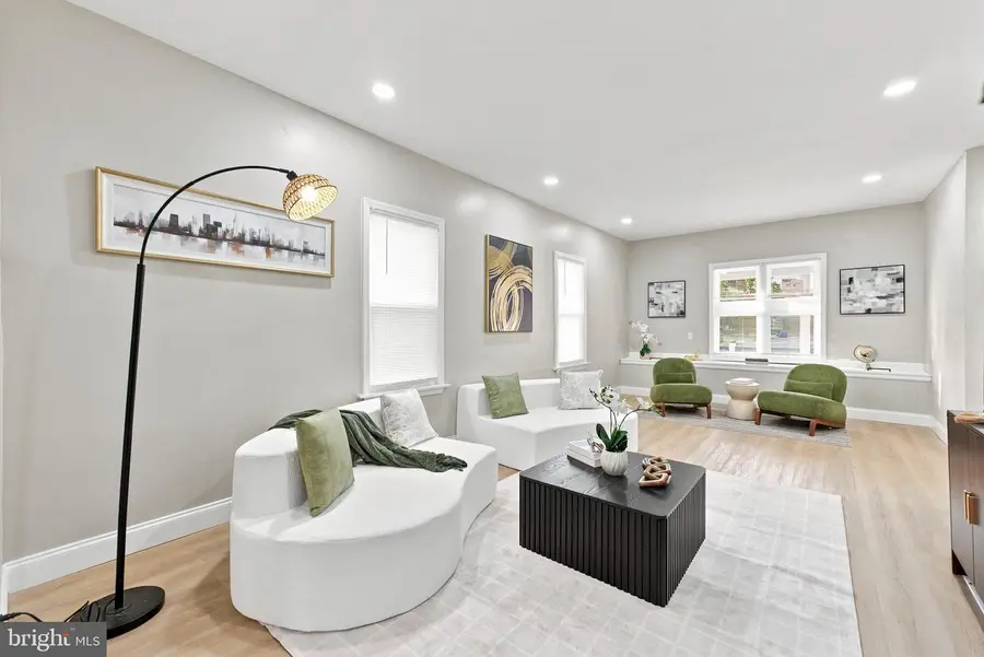 36 W Center St, Clayton, NJ 08312 - #3