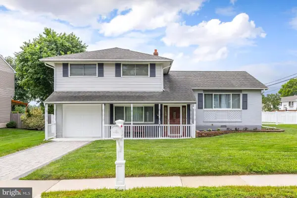 160 E Broad St, GIBBSTOWN, NJ 08027