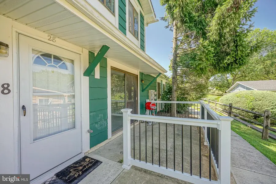 28 Birchwood Ct, West Deptford, NJ 08066 - #2