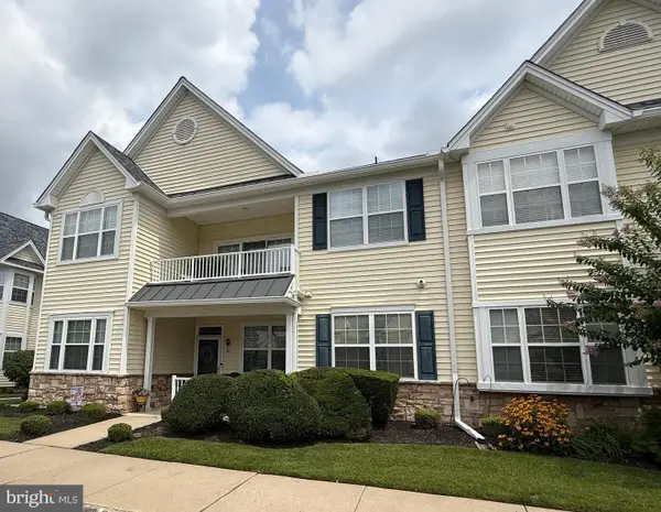 81 Pelican, THOROFARE, NJ 08086