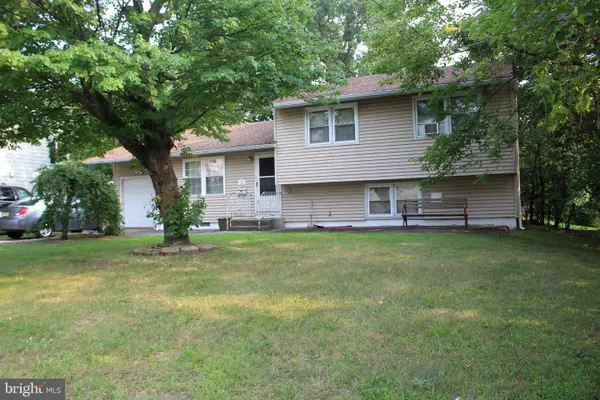 222 Ogden Station Rd, DEPTFORD, NJ 08096