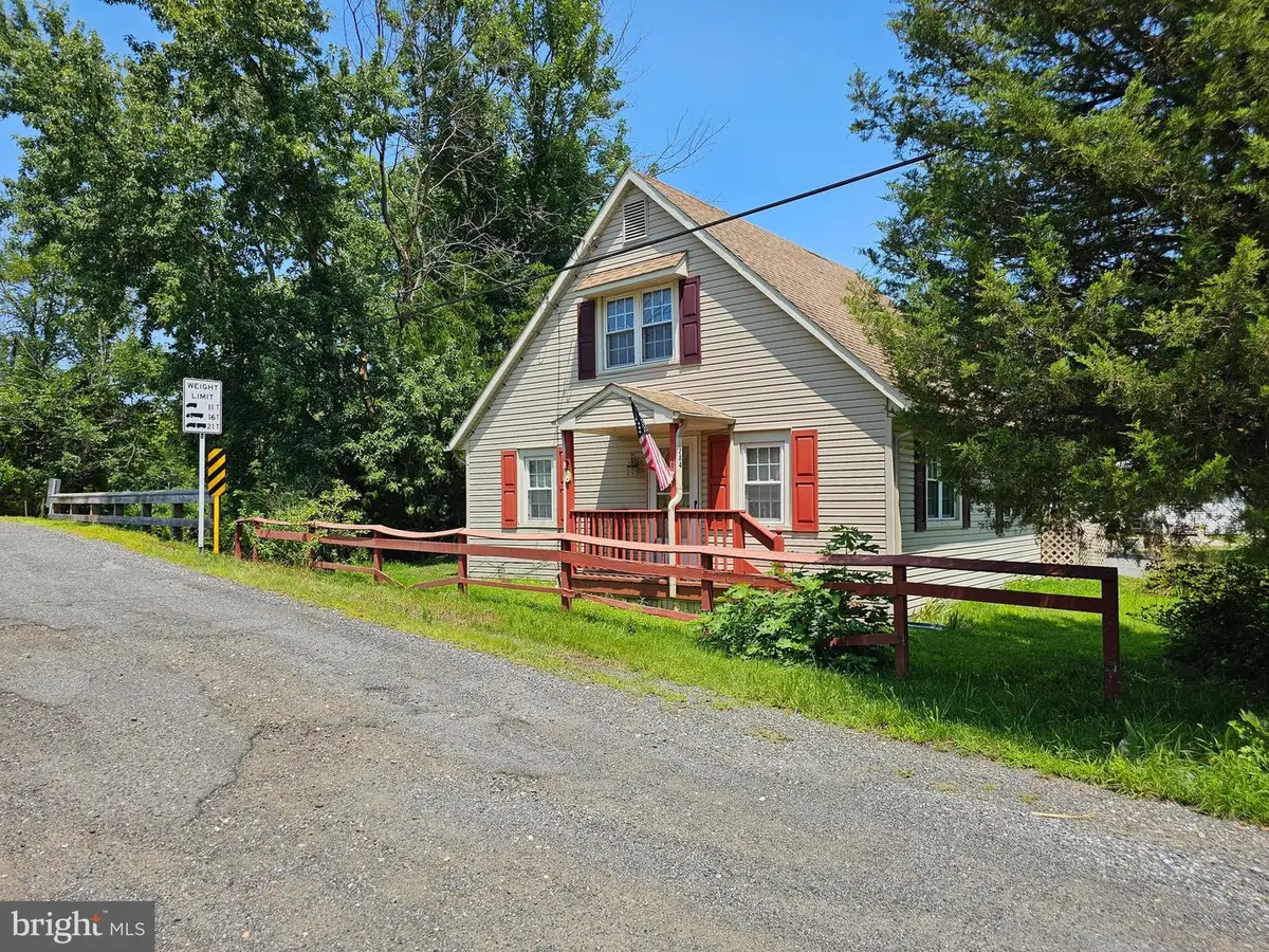 284 Floodgate Rd, Swedesboro, NJ 08085 - #1