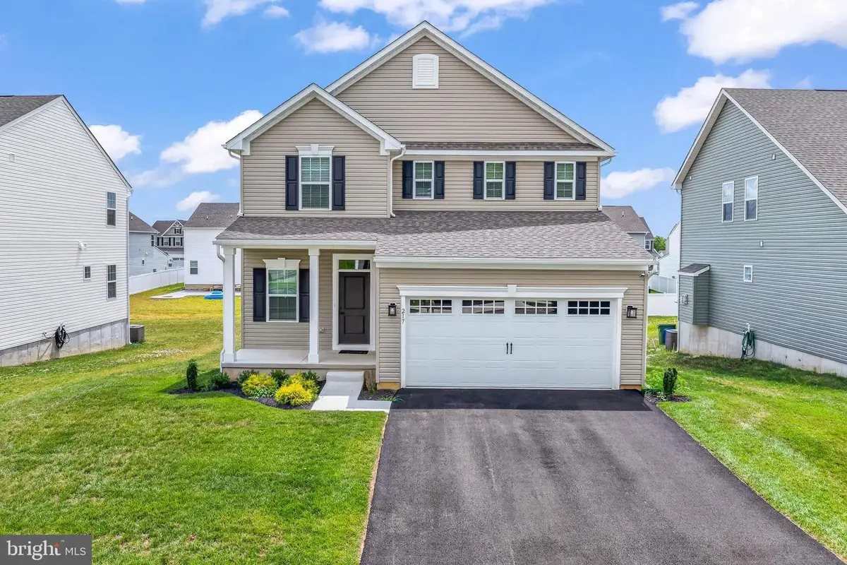 217 Cornwall Dr, Swedesboro, NJ 08085 - #1