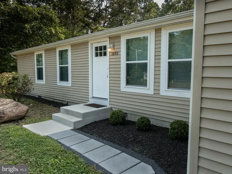 1692 Victory Ave, Williamstown, NJ 08094 - #2
