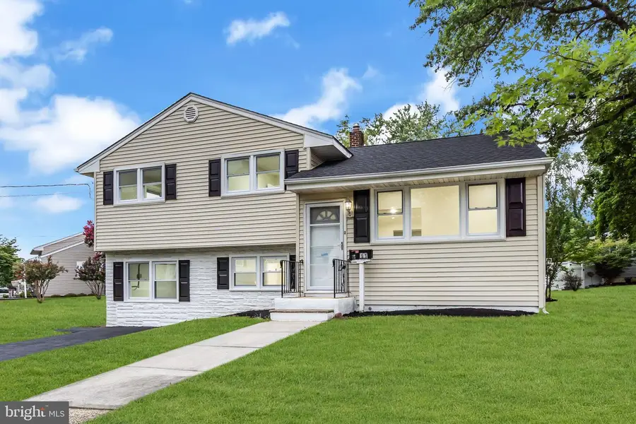 11 Pleasant Valley Dr, West Deptford, NJ 08096 - #2