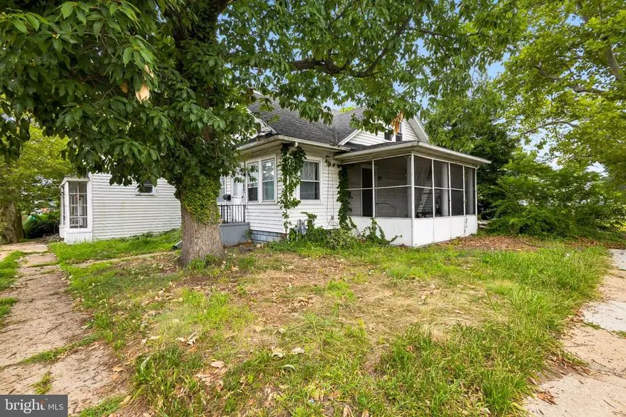 448 Sheridan Ave, Paulsboro, NJ 08066 - #2