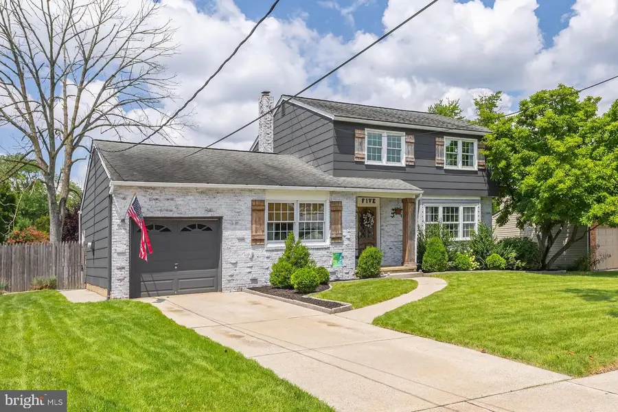 5 Cambridge Dr, West Deptford, NJ 08096 - #2