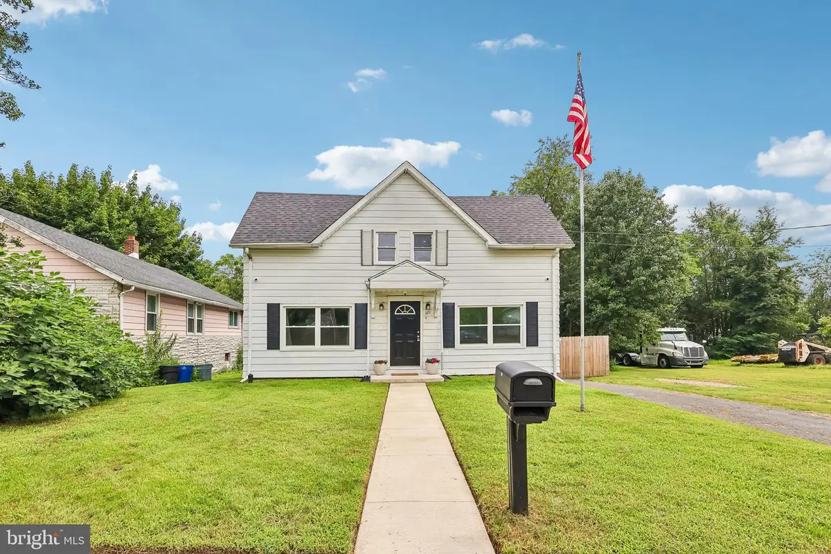 140 Swedesboro Ave, Gibbstown, NJ 08027 - #1