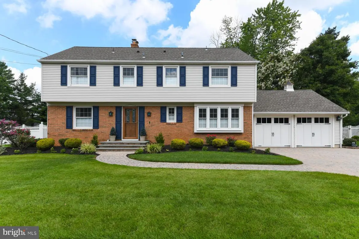 434 Westwood Dr, West Deptford, NJ 08096 - #1