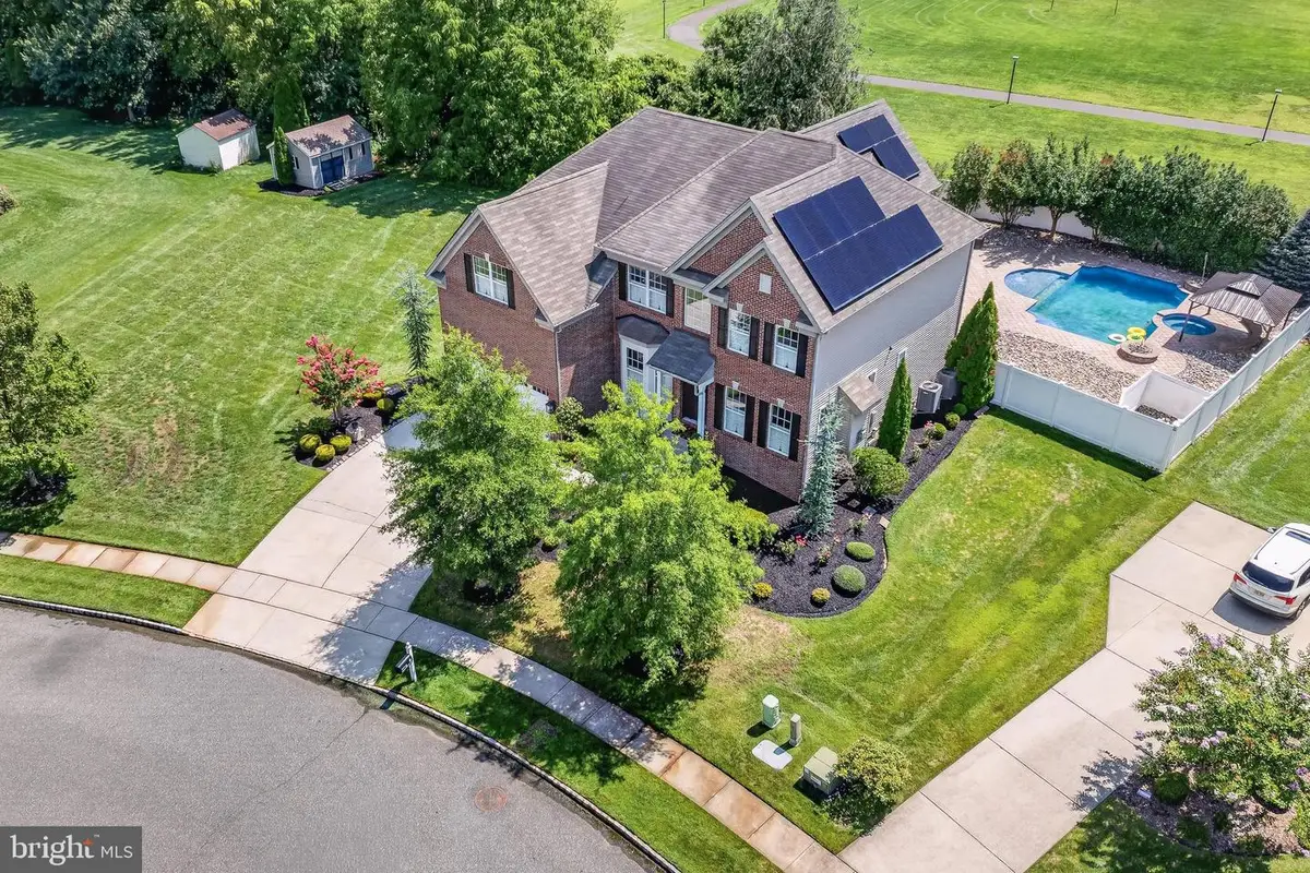 6 Edgefield Court, Swedesboro, NJ 08085 - #1