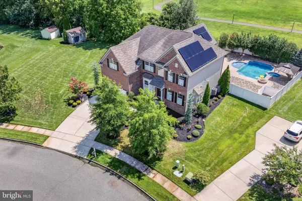 6 Edgefield Court, SWEDESBORO, NJ 08085